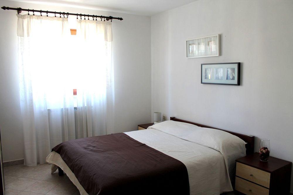 Apartments Vanda Rovinj Bagian luar foto