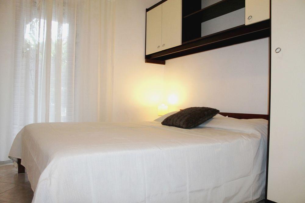 Apartments Vanda Rovinj Bagian luar foto