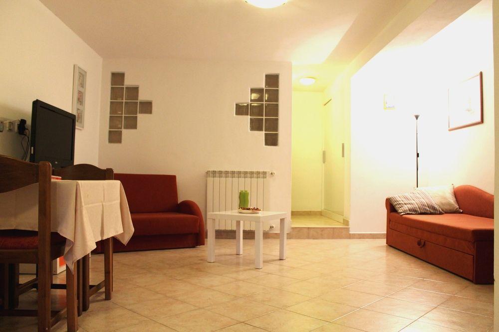 Apartments Vanda Rovinj Bagian luar foto
